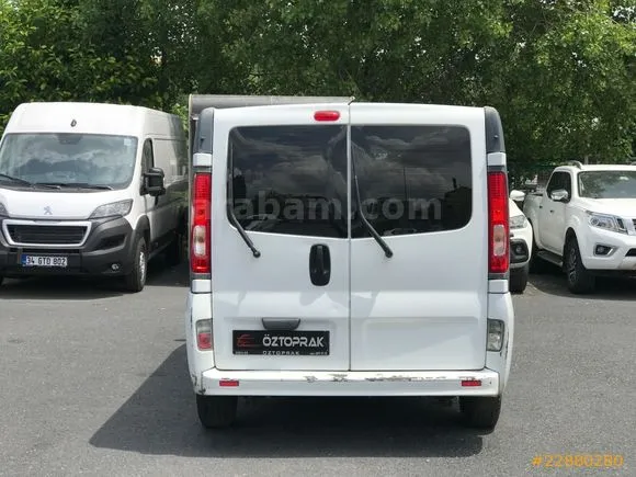 Renault Trafic 2.0 DCI Grand Confort Image 7